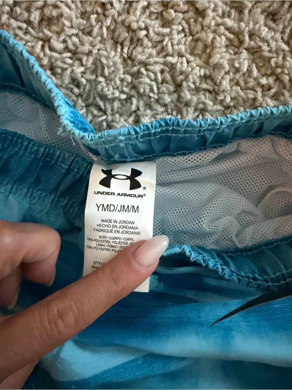 Under Armour Boys Blue Striped Swim Trunks Size Youth Medium NWT